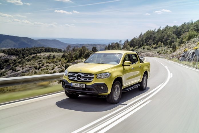Mercedes-X-Class-2018-3