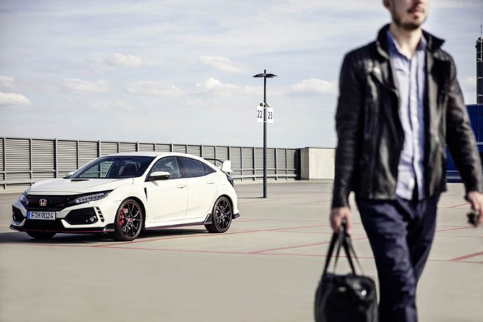 2017 Honda Civic Type R (30)