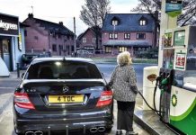 Instagram fenomeni oldu, 1 milyar beğeni aldı