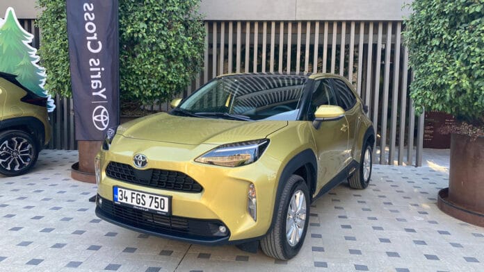 Yeni-Toyota-Yaris-Cross-SUV-2022-1