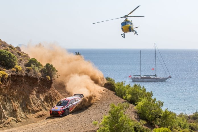 Hyundai i20 Coupe WRC (2)