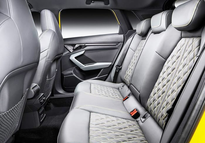 Audi A3 2021 model arka koltuklar