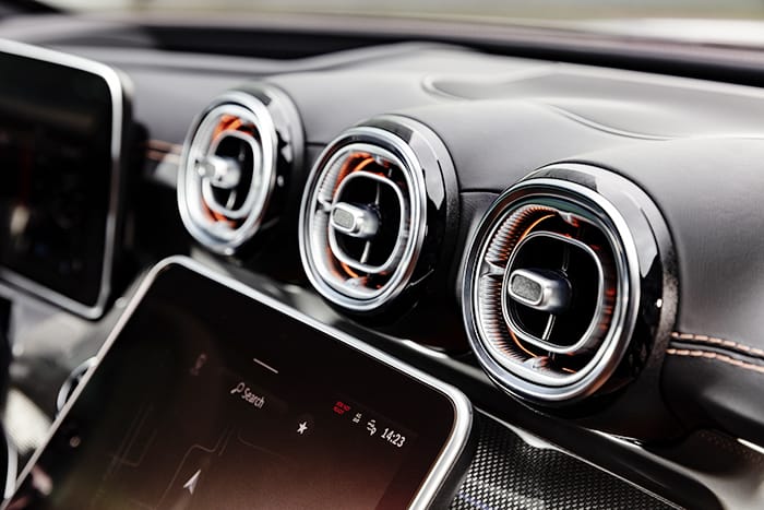 Mercedes C Klass ön panel