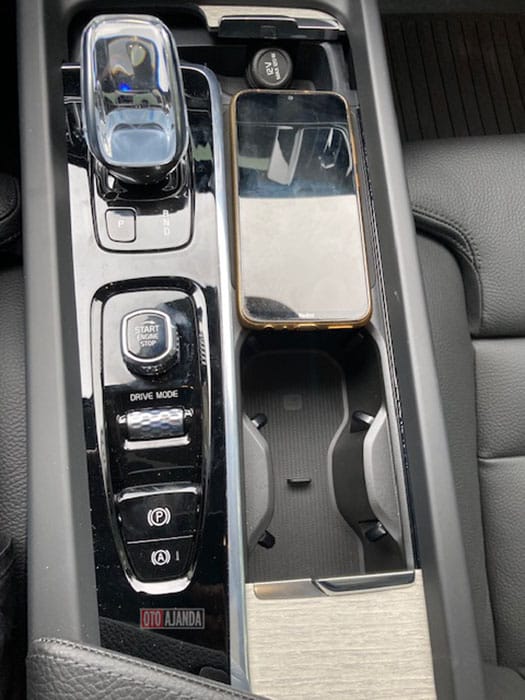 Volvo S60 orta konsol