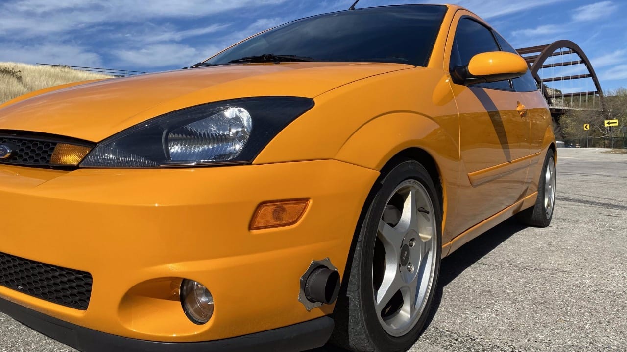 v8 motorlu focus