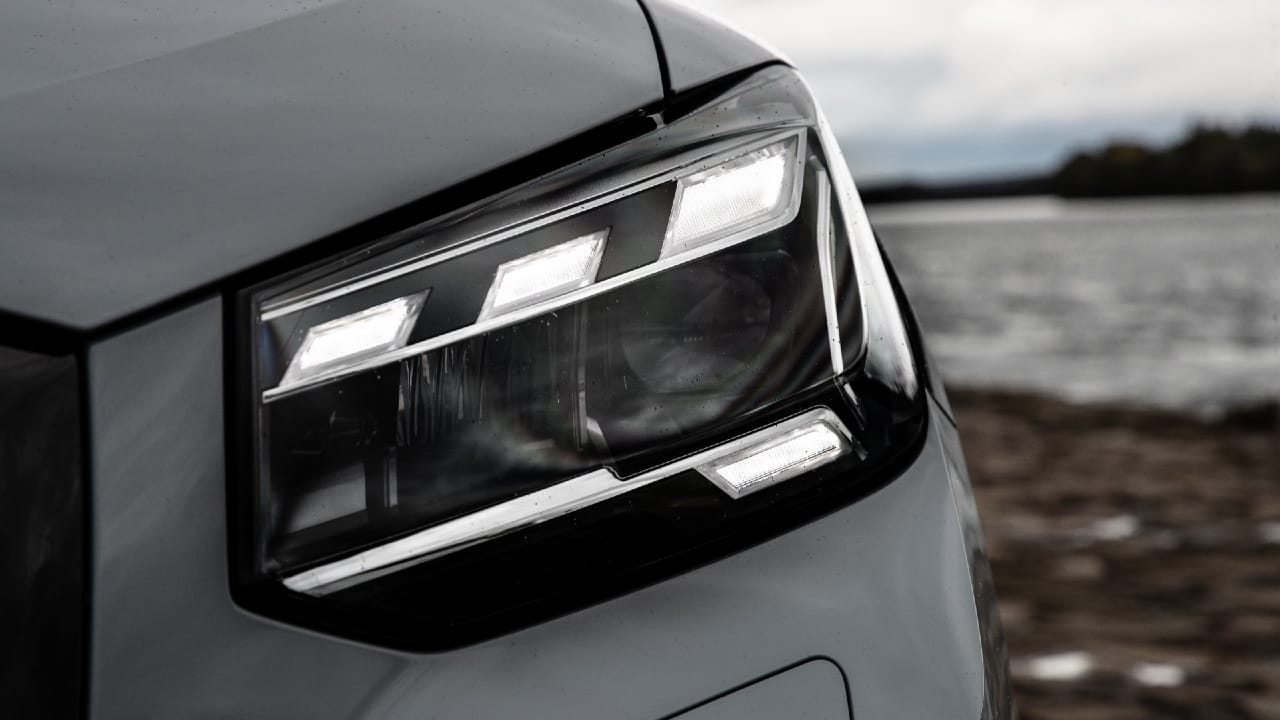 q2 Matrix LED farı