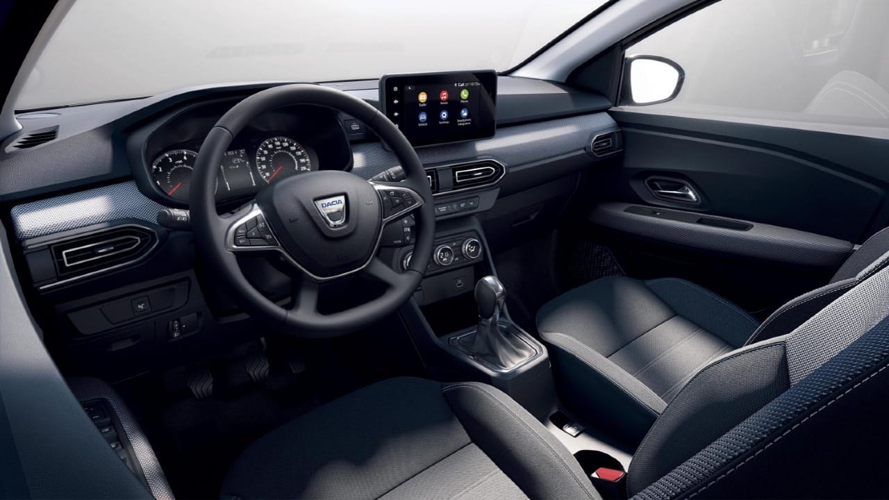 yeni dacia Sandero 2021 kabini