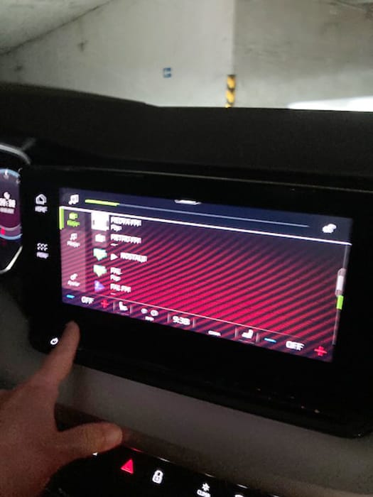 skoda-Octavia-test-multimedya