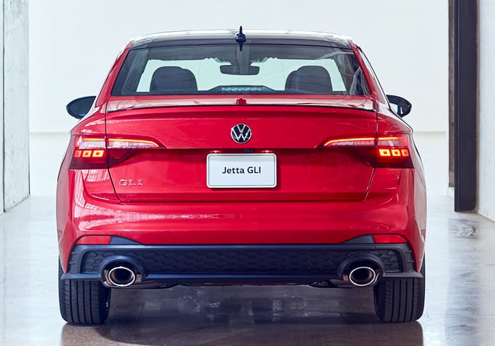 Yeni-Jetta-2022-arka-stoplar