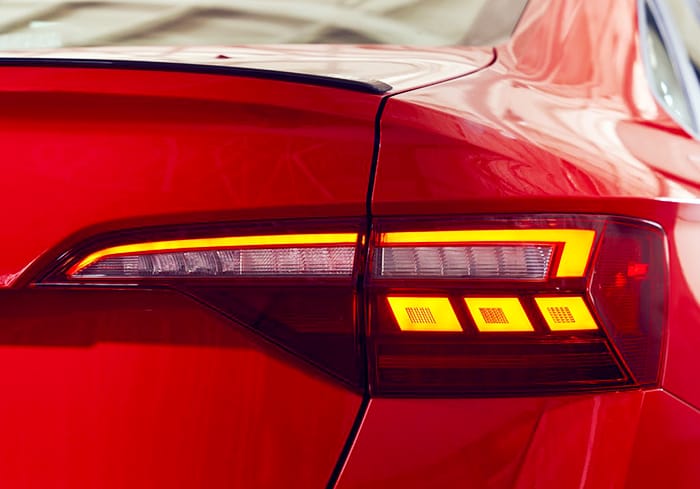 Yeni-Jetta-2022-arka-farlar