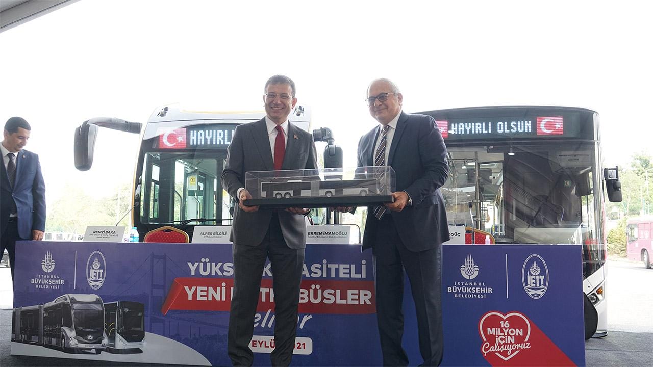 yerli otokar metrobüsleri