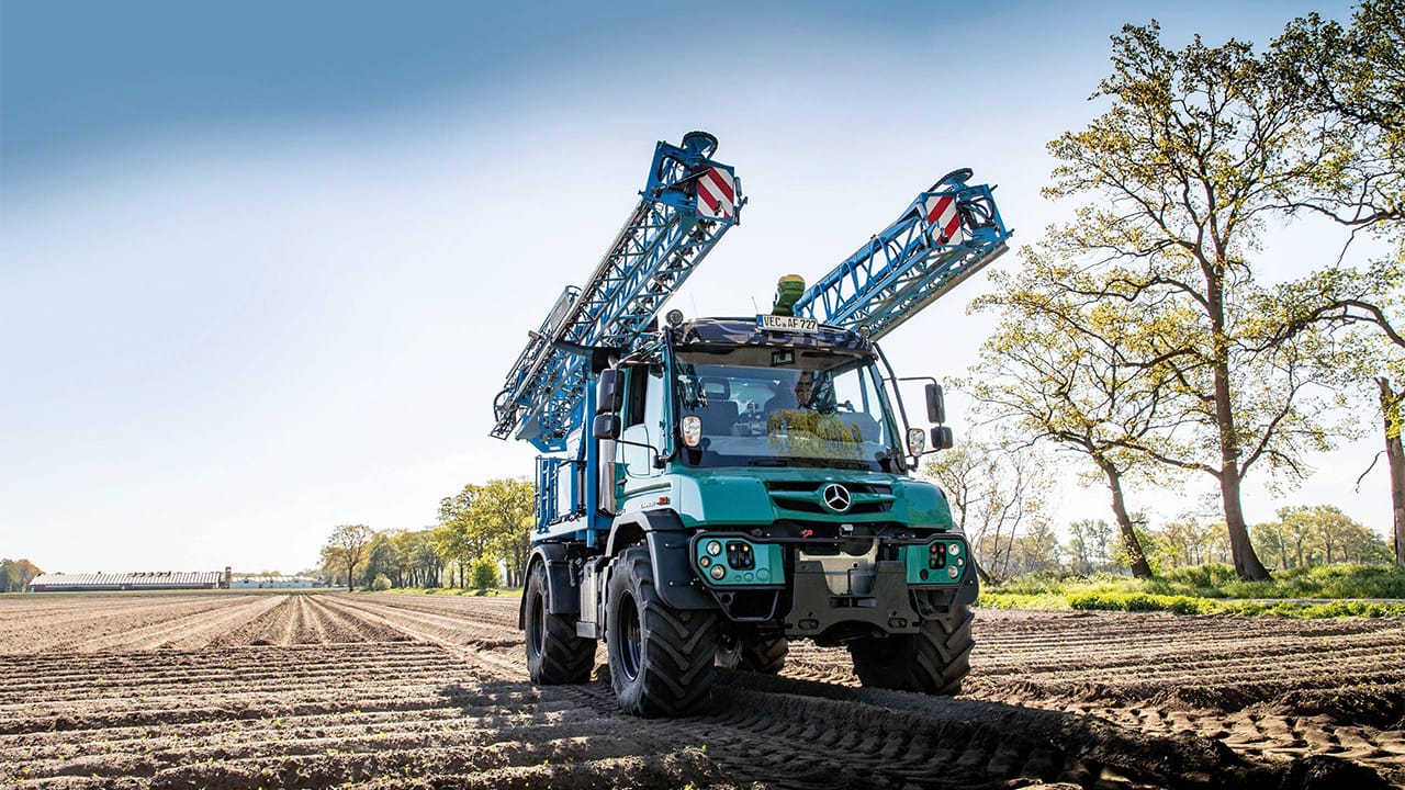 mercedes-benz unimog