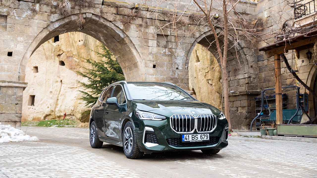 ikinci nesil bmw 2 serisi active tourer