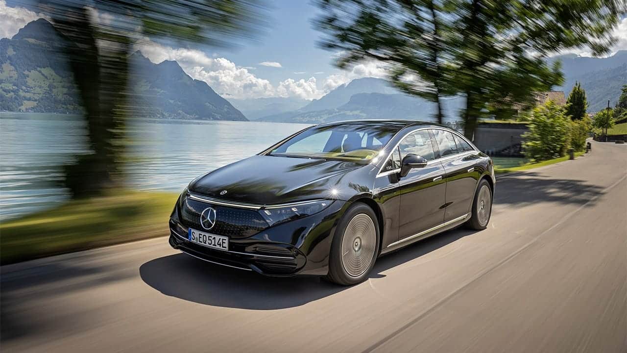 tamamen elektrikli yeni mercedes eqs