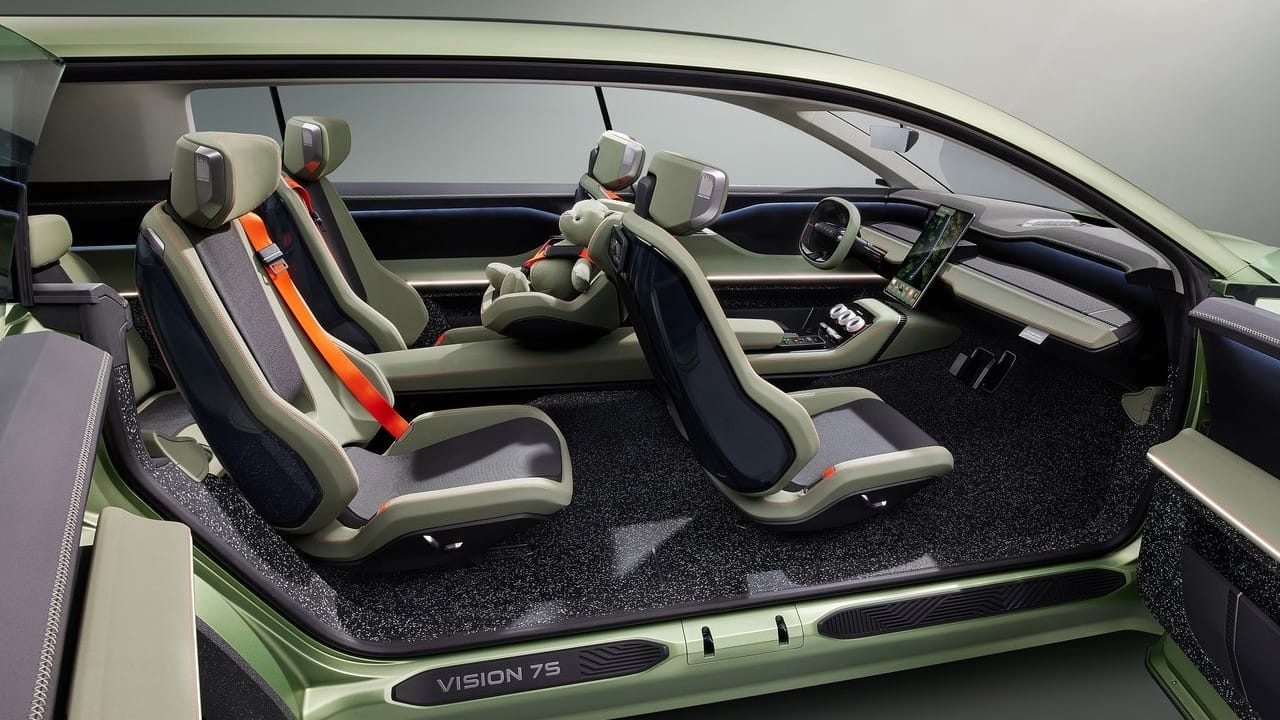 skoda vision 7s