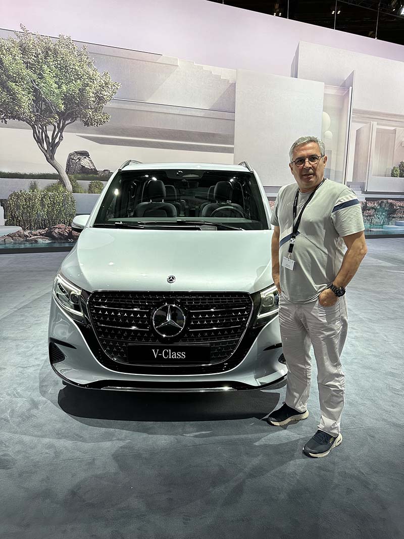 Mercedes-Benz hafif ticari ailesinin premium üyesi V-Class