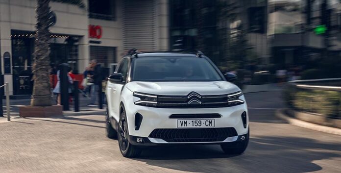 Citroen C5 Hibrit 136 Citroen C5 hibrit kasımda geliyor