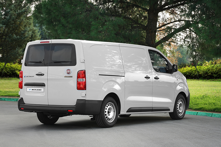 FIAT E-Scudo yandan